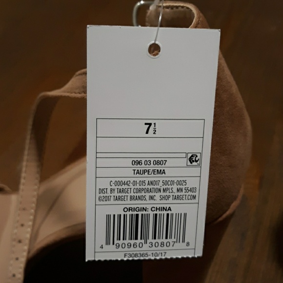 A.n.d eawy open toe heels - Picture 4 of 6